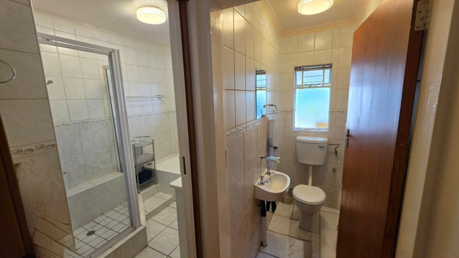 4 Bedroom Property for Sale in Dan Pienaar Free State
